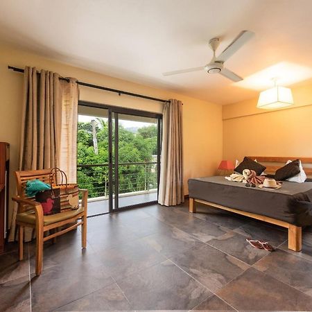 Happy Days Guest House Le Morne Exterior foto