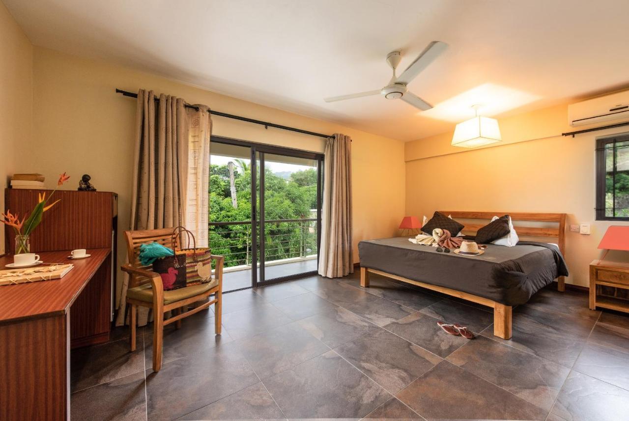 Happy Days Guest House Le Morne Exterior foto