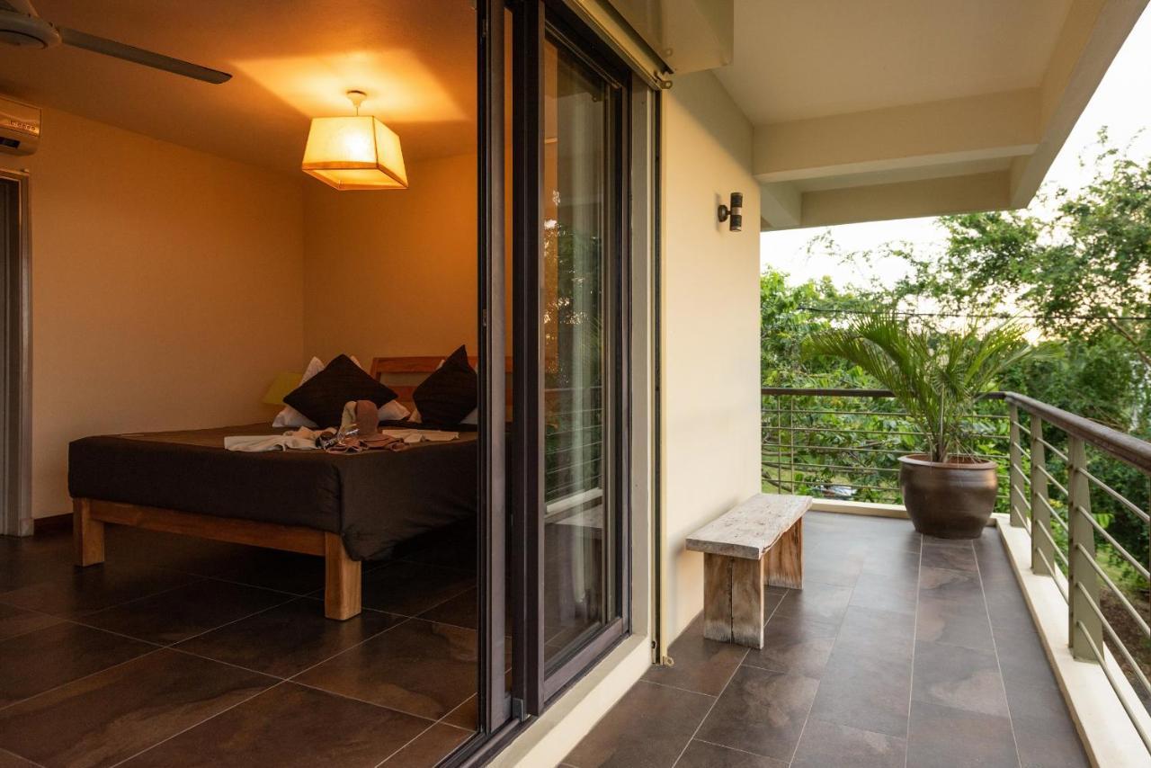 Happy Days Guest House Le Morne Exterior foto